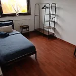 Ruhige Dachgeschosswohnung In * Nickenich
