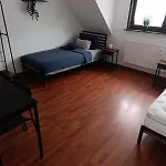 Apartamento Ruhige Dachgeschosswohnung In Nickenich